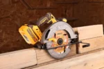 Ferestrău circular cu acumulator BLmotor 185mm 20V/1*5.0Ah INGCO CSLI18513 - imagine 2